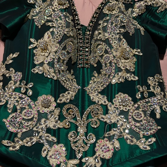 Quinceañera Dress - Picture 4 of 6